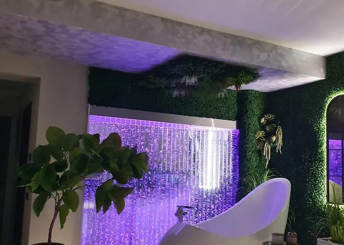 Adam Studio Cuibul Iubirii La Mare